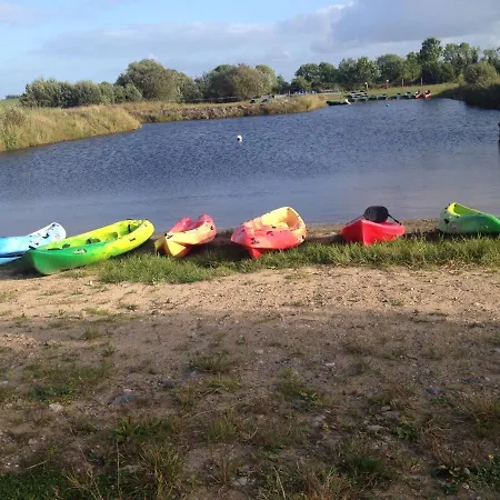 Ferienhaus Inviting 4-bed House In Strokestown