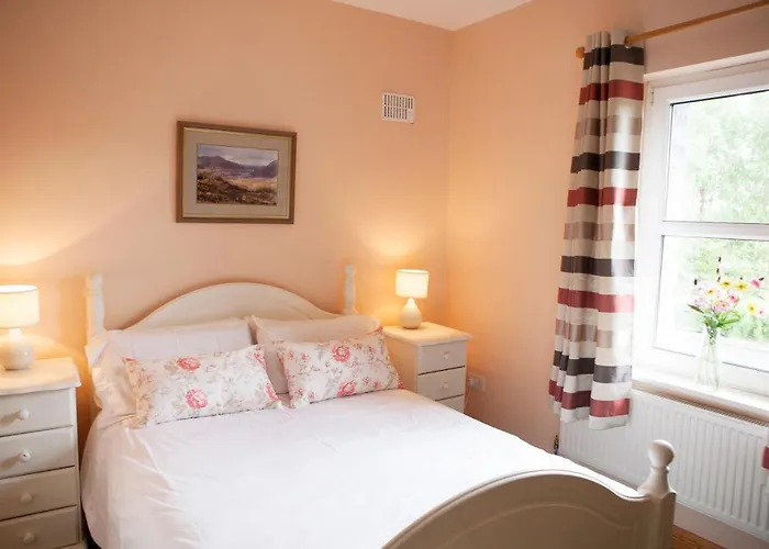 Inviting 4-bed House In Strokestown