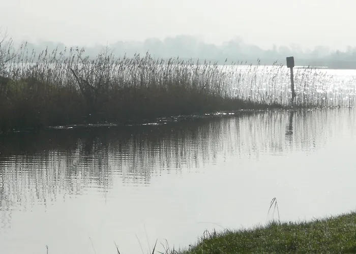 Σπίτι διακοπών Inviting 4-bed House In Strokestown